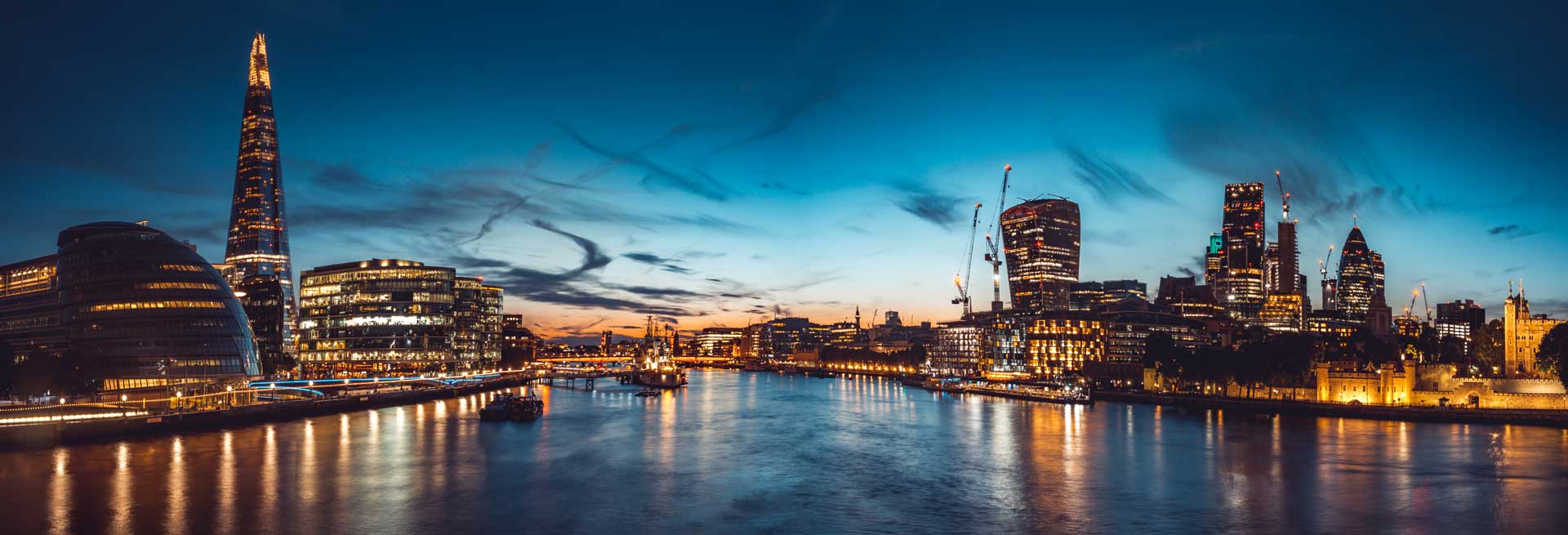 London skyline at night