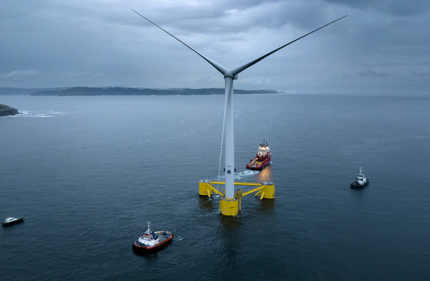 Floating Wind: Between the Breakwater and the Breakthrough